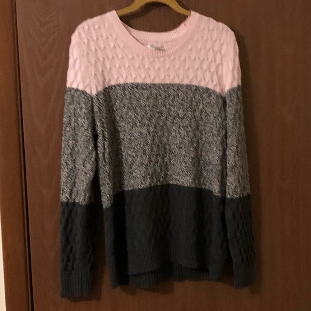 Cozy Multicolored Cable-knit Sweater